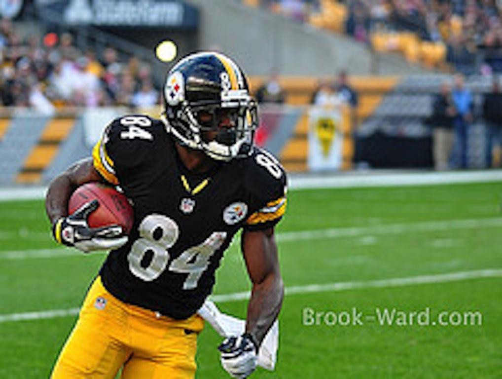 Antonio Brown: Better Investment than Mike Wallace?