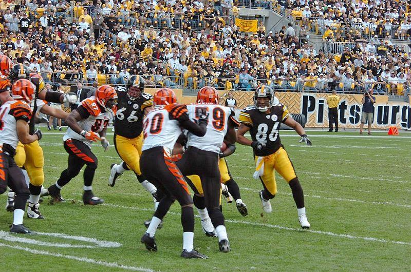 The Steelers square off against the Bengals in a game on Sept. 24, 2006. The Steelers lost the game 28-20.