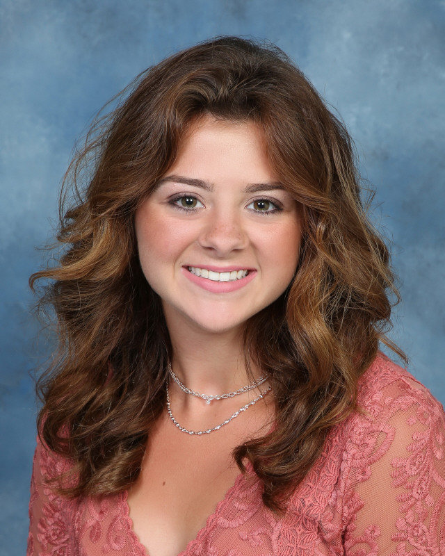 Isabella Kanzius smiles for her yearbook pic.