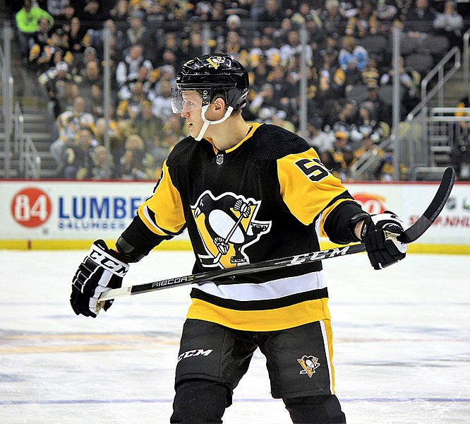 Pittsburgh Penguins forward Jake Guentzel during a game against the New York Islanders, December 7, 2017, at PPG Paints Arena in Pittsburgh, PA.