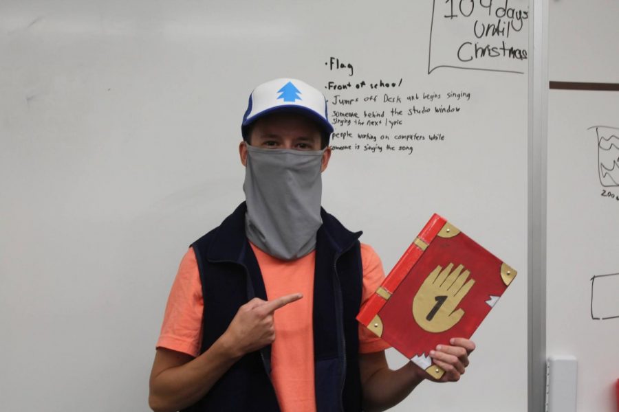Senior Evan Manion dresses up like the fictional character Mason Dipper Pines from Disney Channels Gravity Falls.