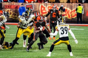 Minkah Fitzpatrick (#39) free safety with the Pittsburgh Steelers gets ready to make a tackle during a game against the Cleveland Browns on Nov. 14, 2019.

Erik Drost, CC BY 2.0 , via Wikimedia Commons