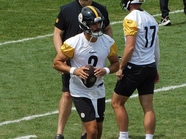 Rudolph during Steelers training camp in 2025