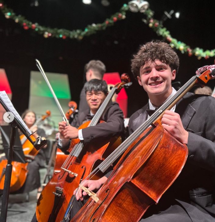 Luke Rubican and Eli McCullough are all smiles at the annual Holiday Concert.

Photo credit: Mr. James Cromie via Bethel Park School District's Instagram